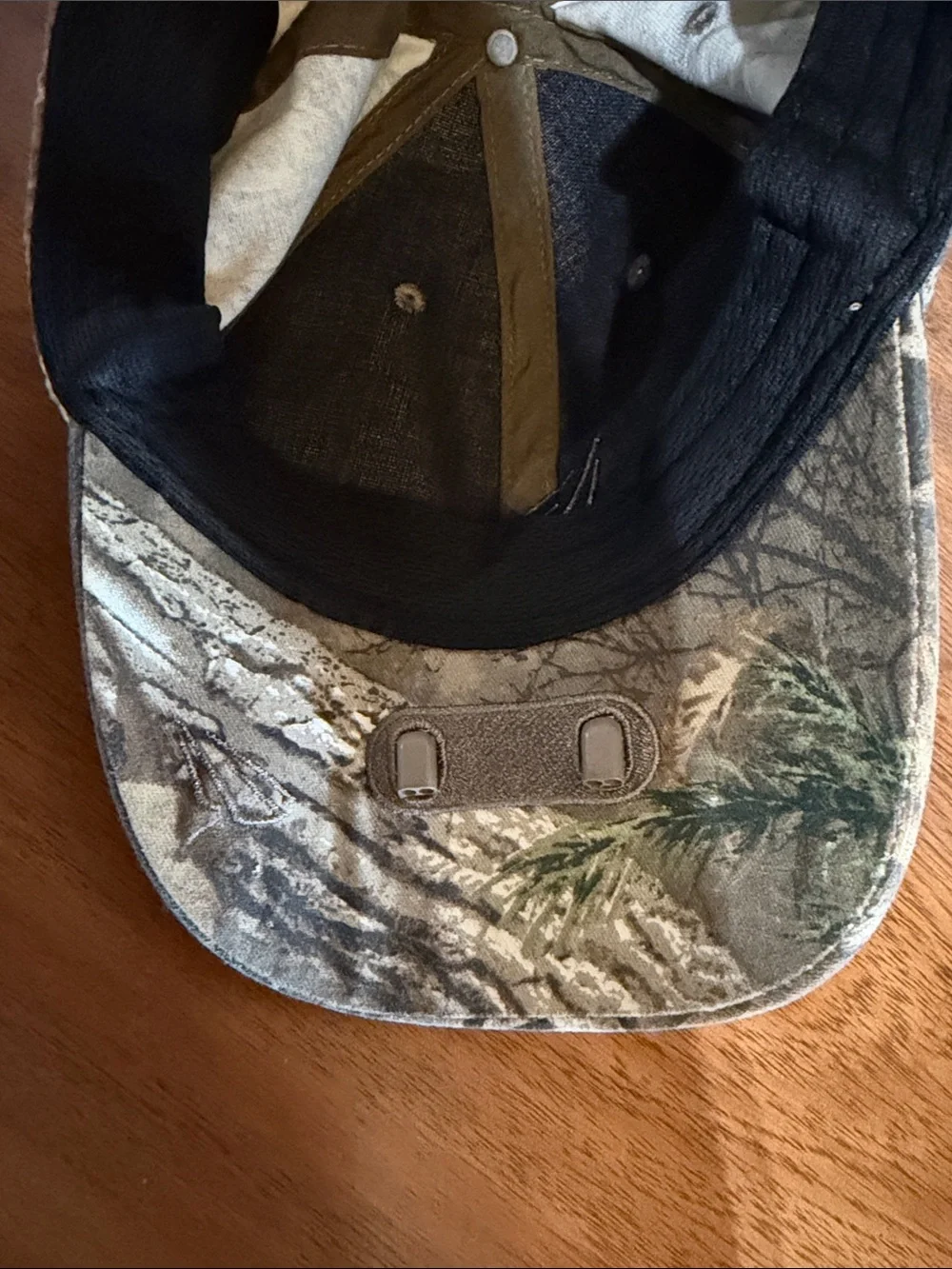 Realtree Camo Kids Hat with Built-In LED Lights - Brown/Tan/Green